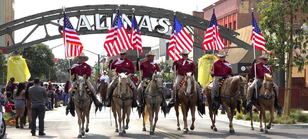 Join us July 16 to 17 from 3pm to 4:30 pm and July 18 to 19 from 11:30am to 1pm, 2026 for the traditional horse parades traveling from east Alisal street to the Salinas Sports' Complex and from downtown Salinas to the Salinas Sports Complex