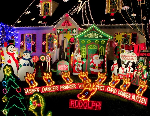 christmas-lights-2023-11-27-05-03-51-utc.jpg